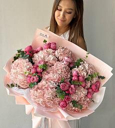 Букет "Эйприл" М