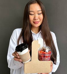 Сет "Доброе утро" бодрящий кофе и клубничка с шоколадом