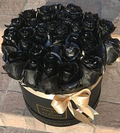 Коробка "Maison с черной розой"