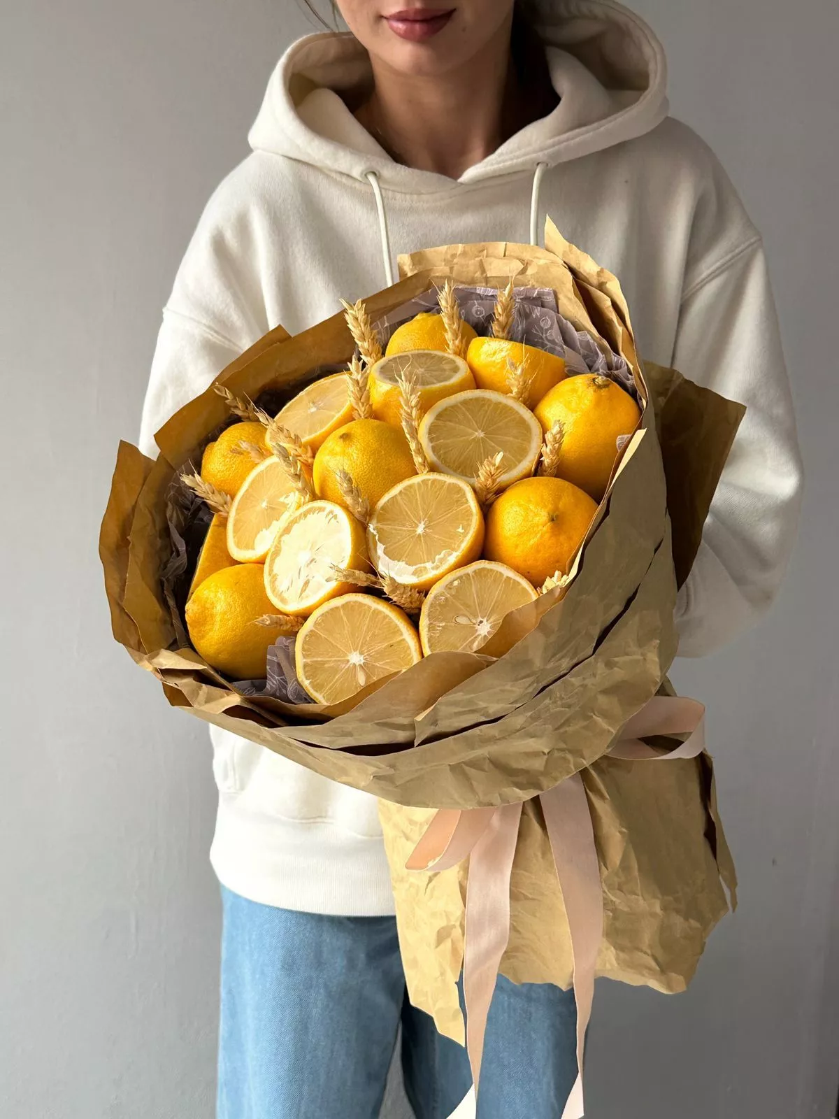 Фруктовый букет "Лимонник" из лимонов  пшеницы